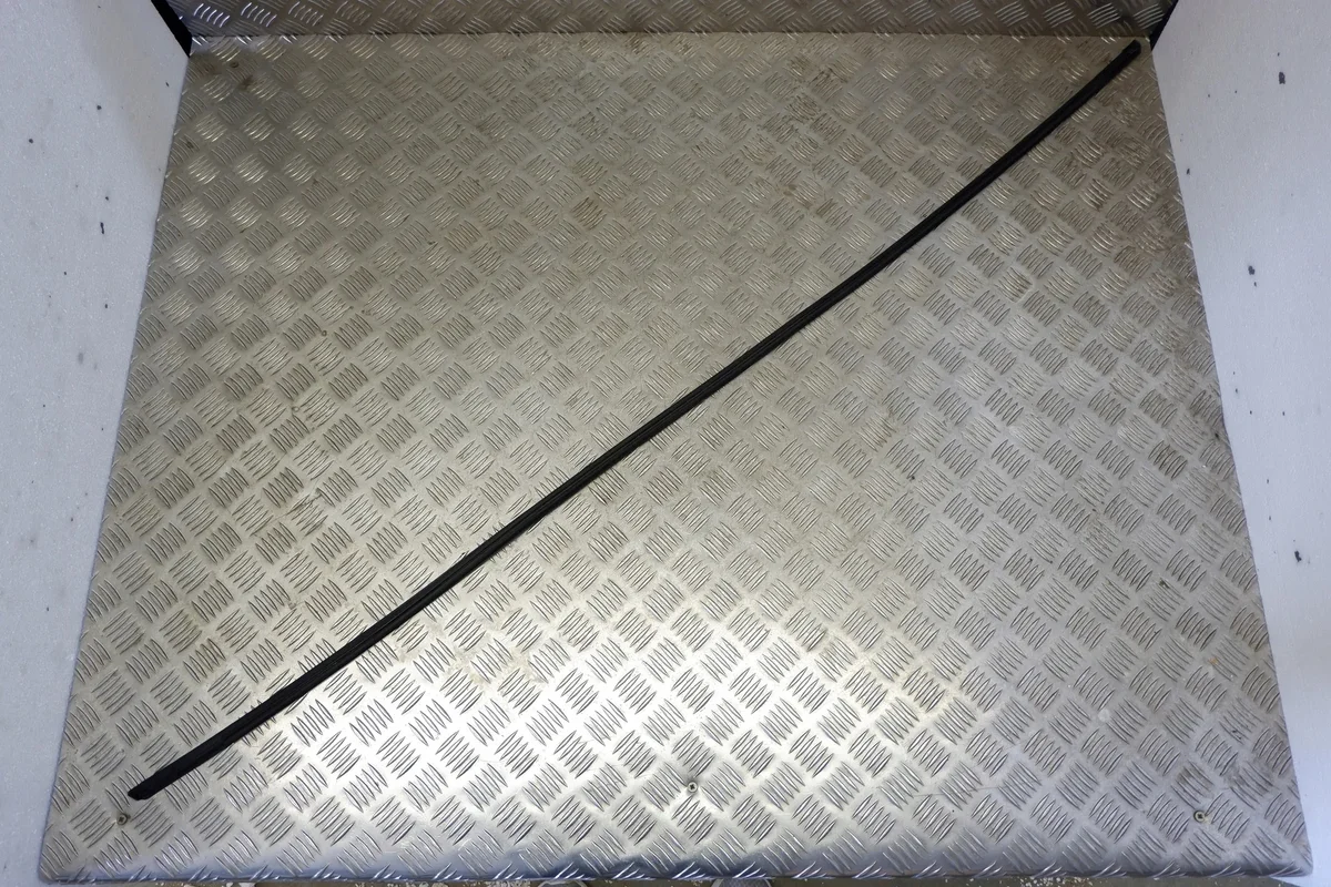 Listwa dachowa Toyota Yaris 75552K0010 image 4
