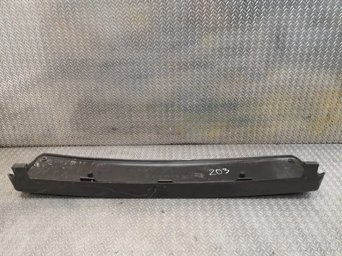 MERCEDES C W203 Kennzeichenhalter 2038852981 image 3