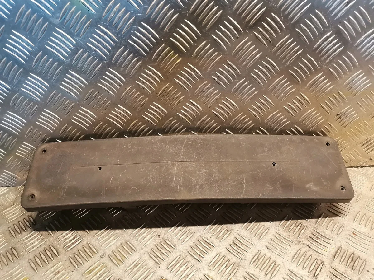 MERCEDES-BENZ C (W204) Supporto Targa