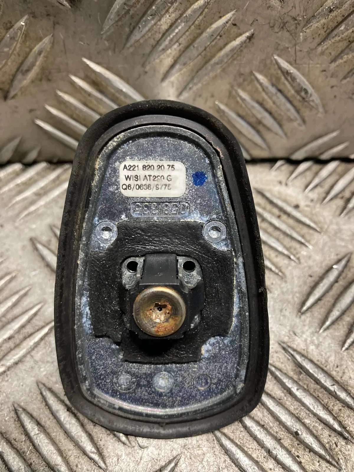 Antenne Mercedes-Benz E T-Model S211 image 3