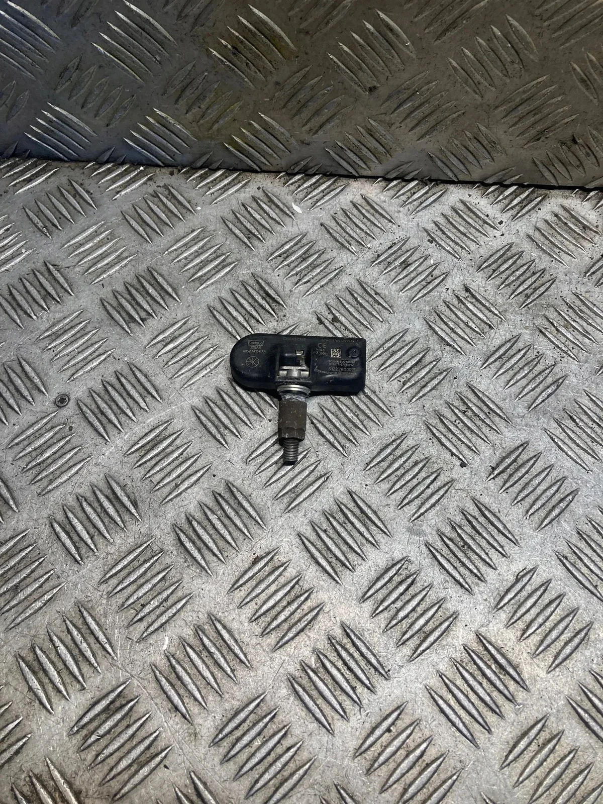 Used Tire Pressure Sensor Jaguar XJ (X351)