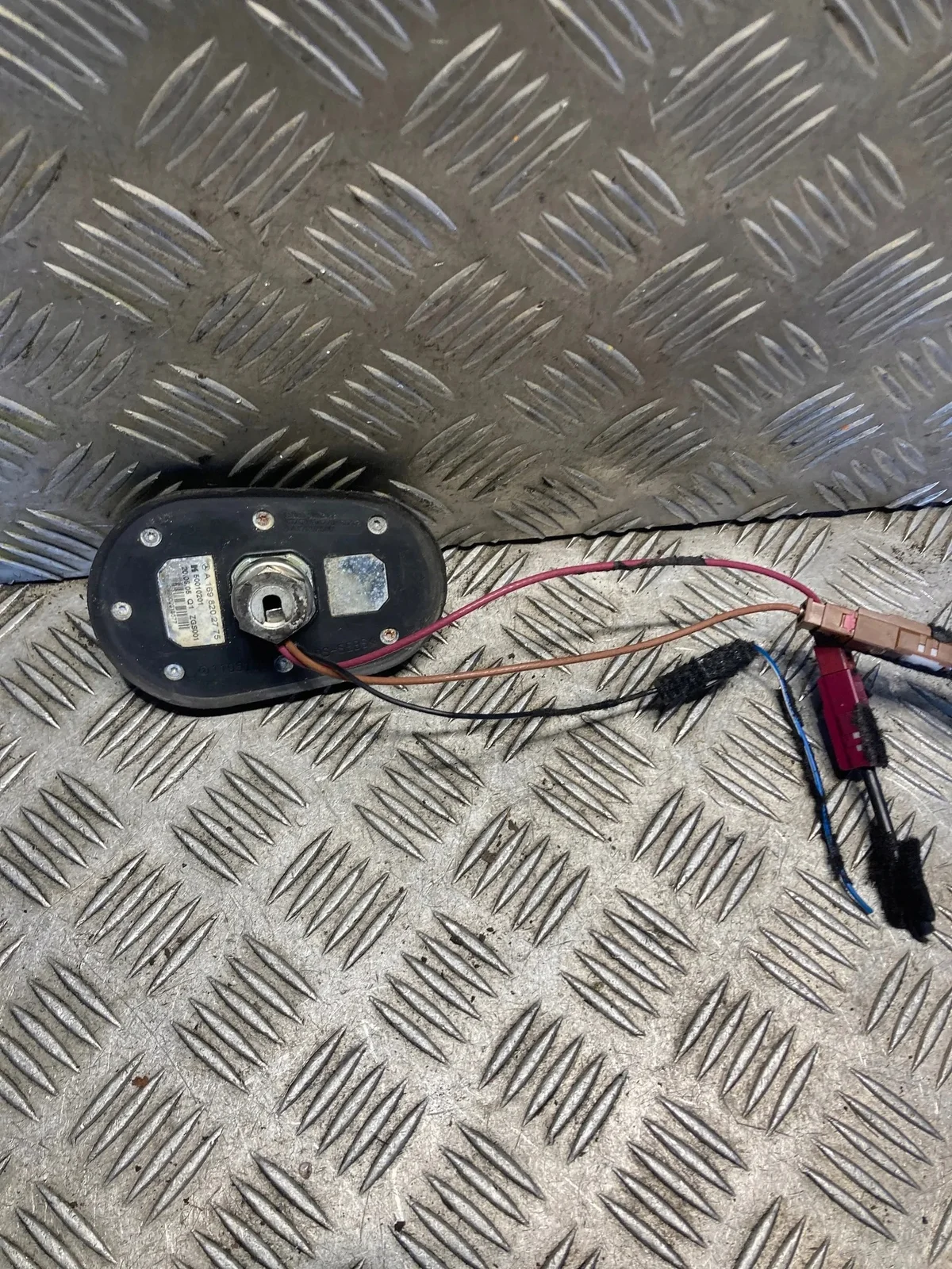 Antena Mercedes-Benz B (W245) 1698202775 image 3