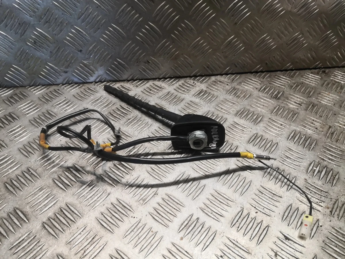Antenne Nissan Murano Z50 28208CC00C Gebruikt image 3