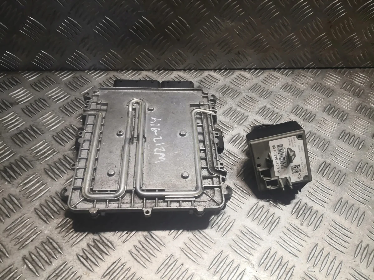 Ontstekingsmodule Mercedes-Benz E (W212) 2125450108 image 3