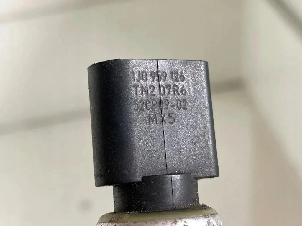 Klimadrucksensor VW Passat B6 1J0959176A image 4