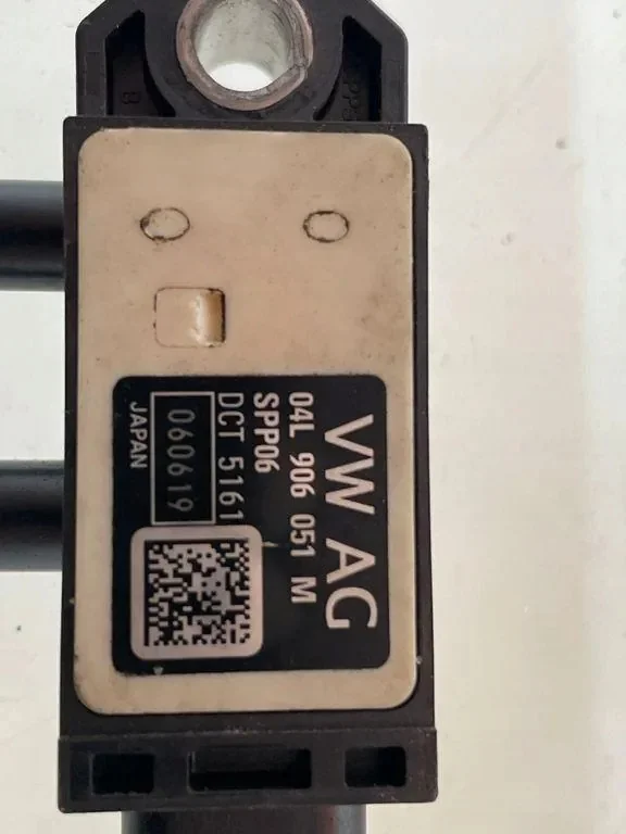 Sensor Presión Gases Escape Audi A3 VW Golf 04L906051M