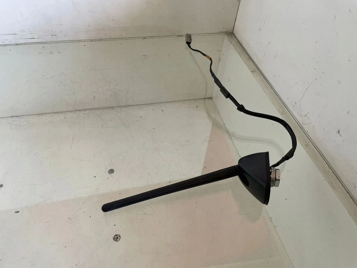 Antena Subaru Forester SH V307209E