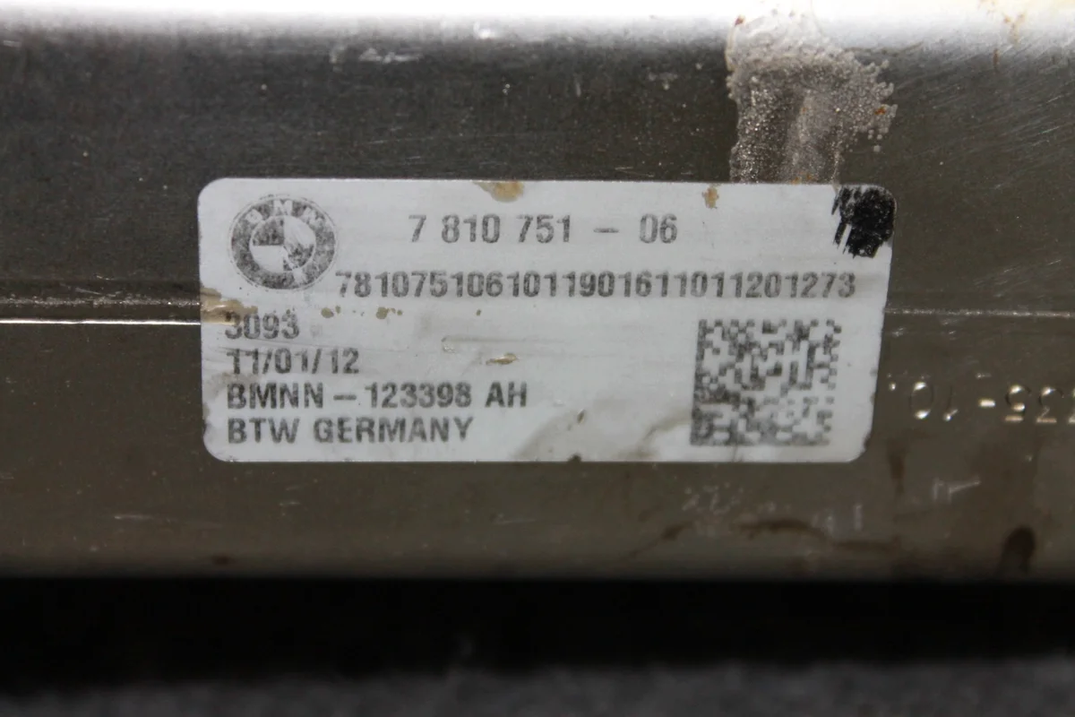 Refrigerador EGR BMW 7810751 Usado image 7