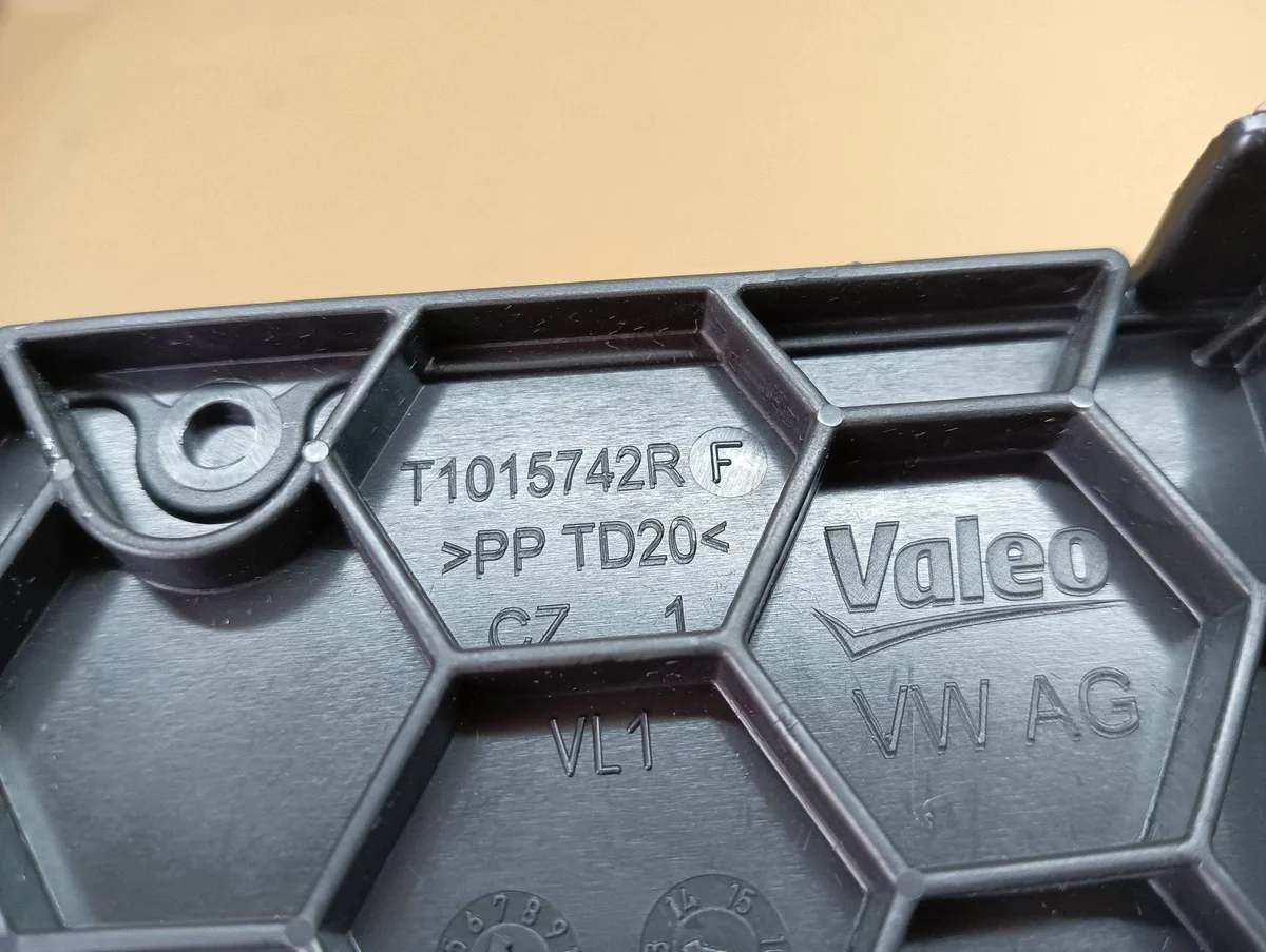 Abdeckung Innenraumfilter Audi A3 8V T1015742R image 3