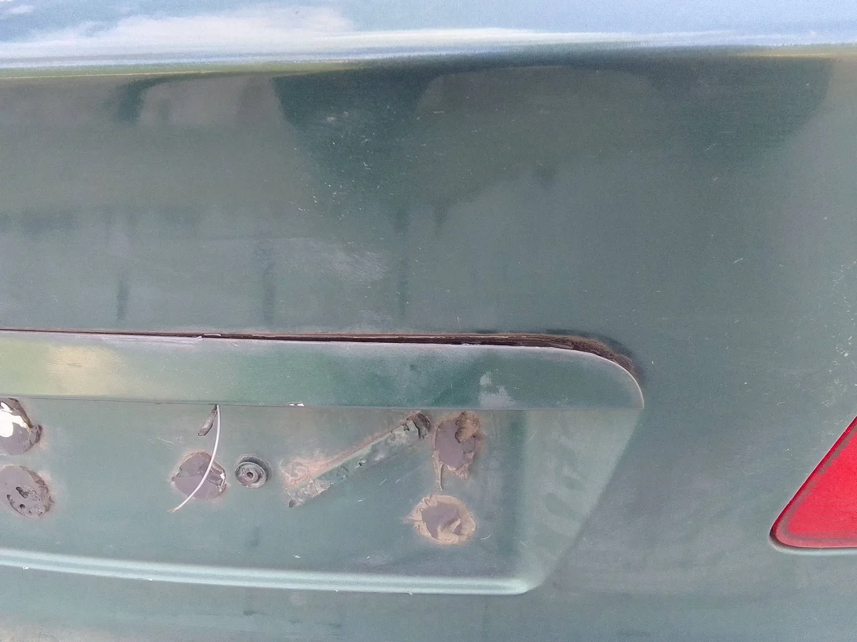 Bagklucka Glas BMW 5 E39 Touring 27M27 image 4