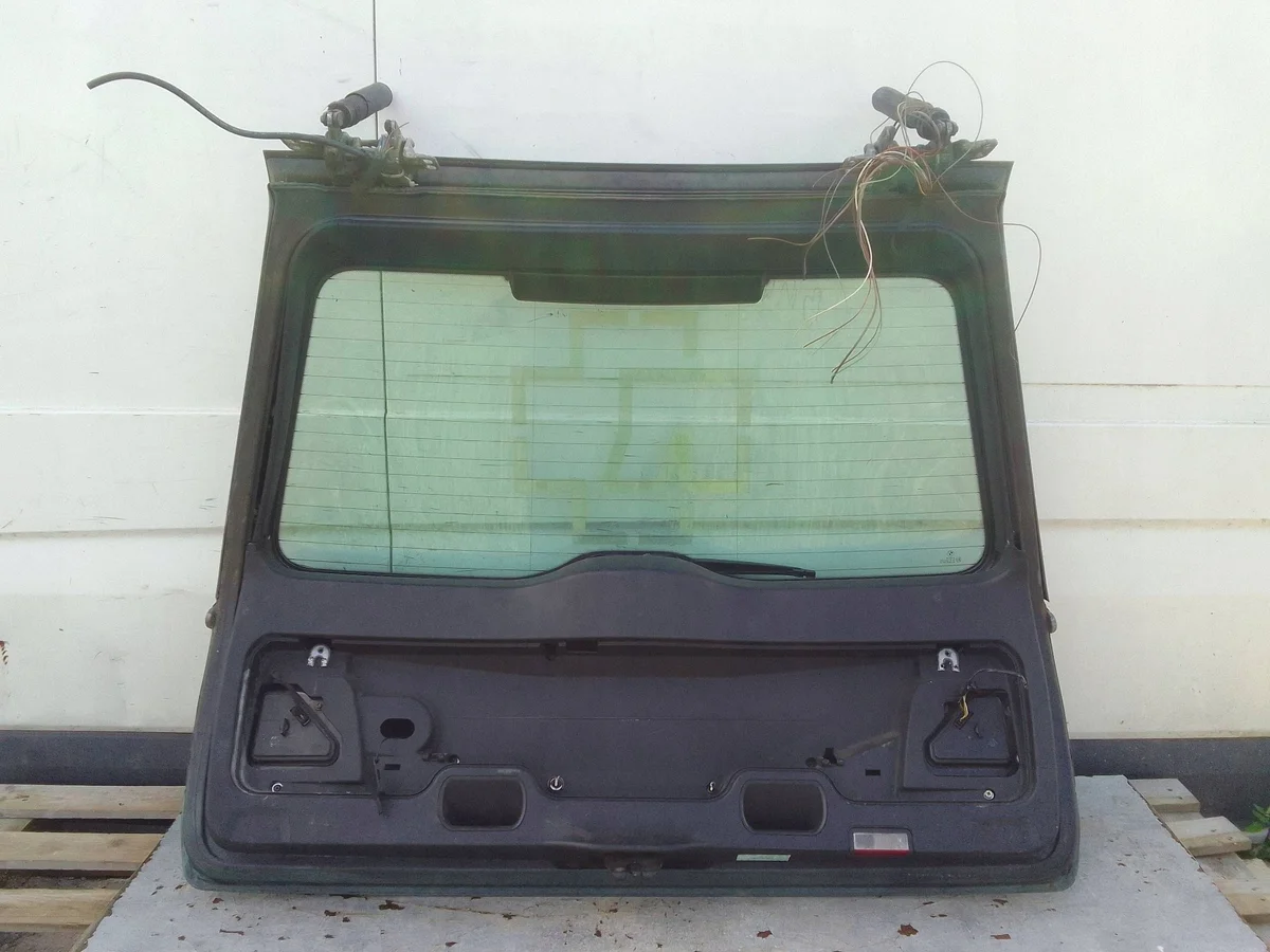 Bagklucka Glas BMW 5 E39 Touring 27M27 image 8