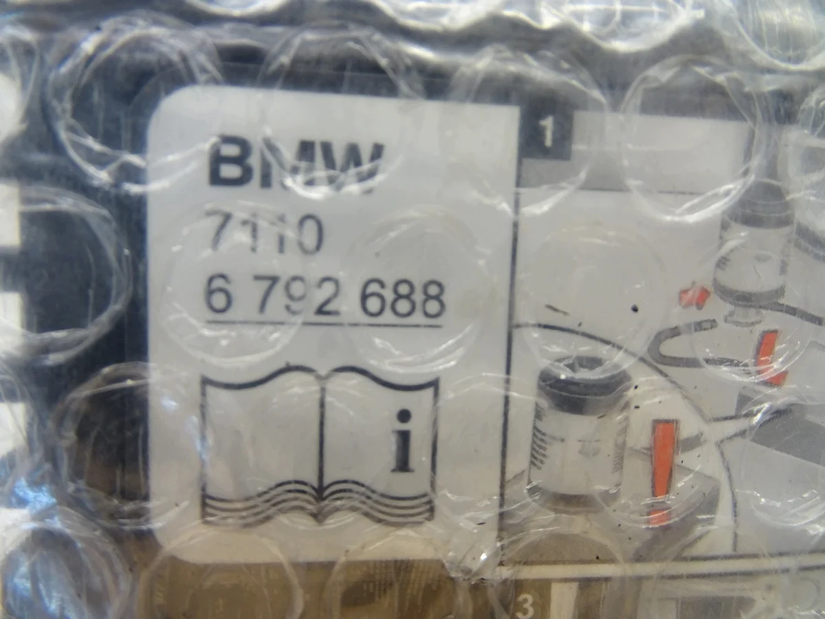BMW Kofferraum Kompressor 6794116 6792688 image 6