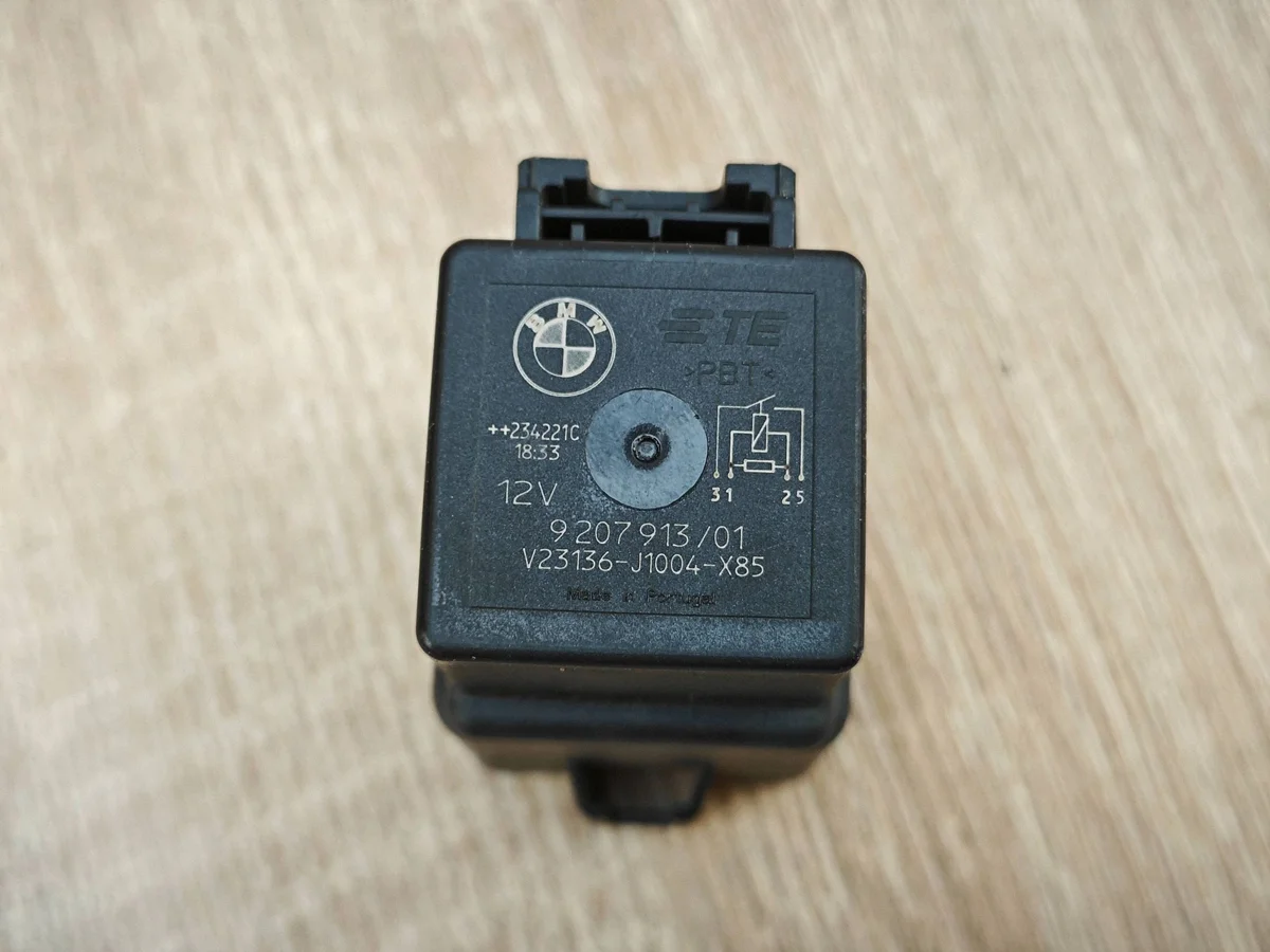Relé Ventilador BMW G01 G15 G20 9207913 image 3