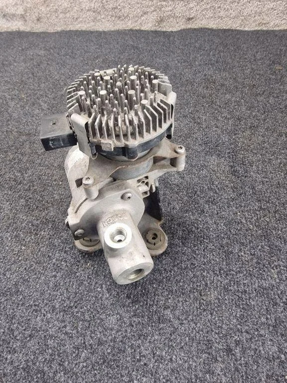 Cylindermekran VW 5QE614308E Begagnad