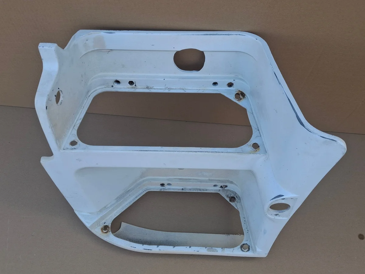 Renault Premium DXI Trittstufe Links Gebraucht image 4