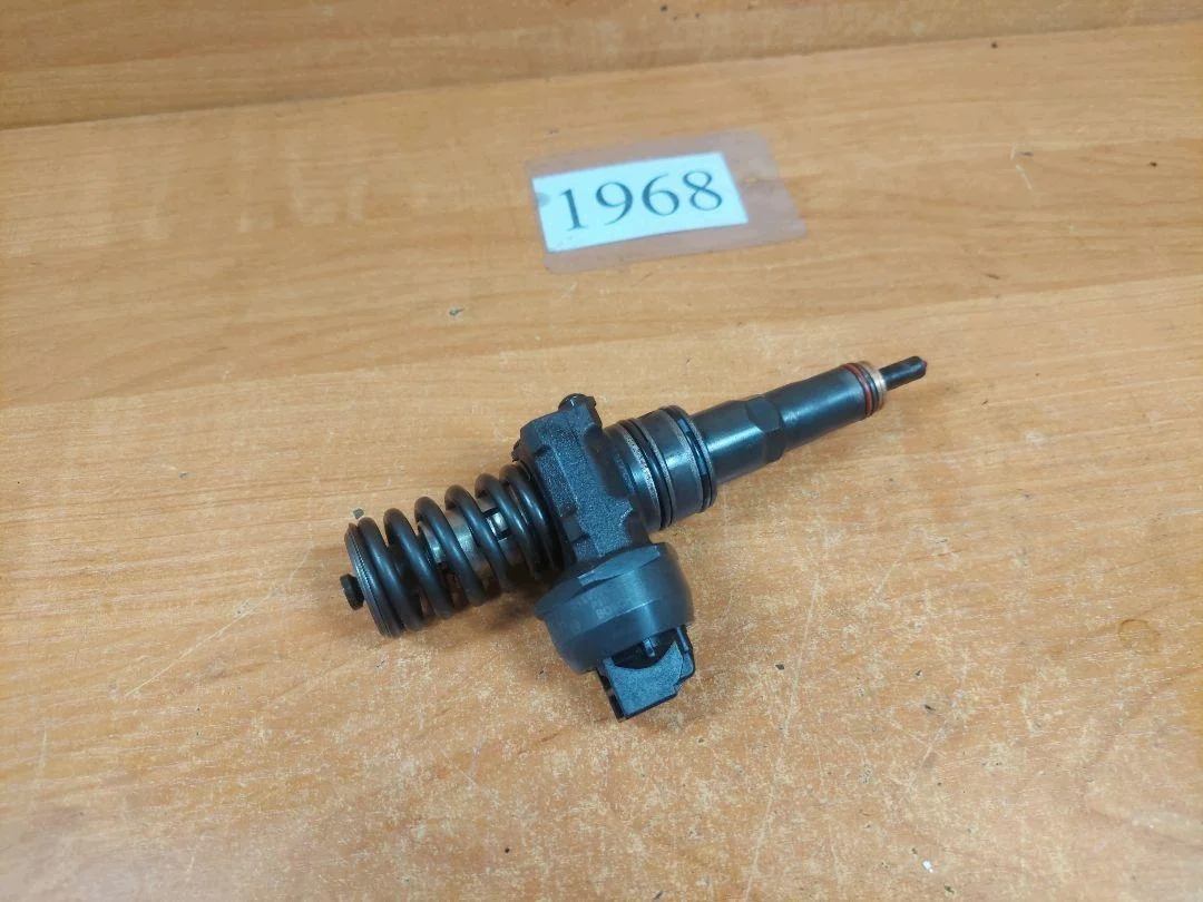 Polttoainepumppu VW Passat B5 FL 2.0 TDI image 4