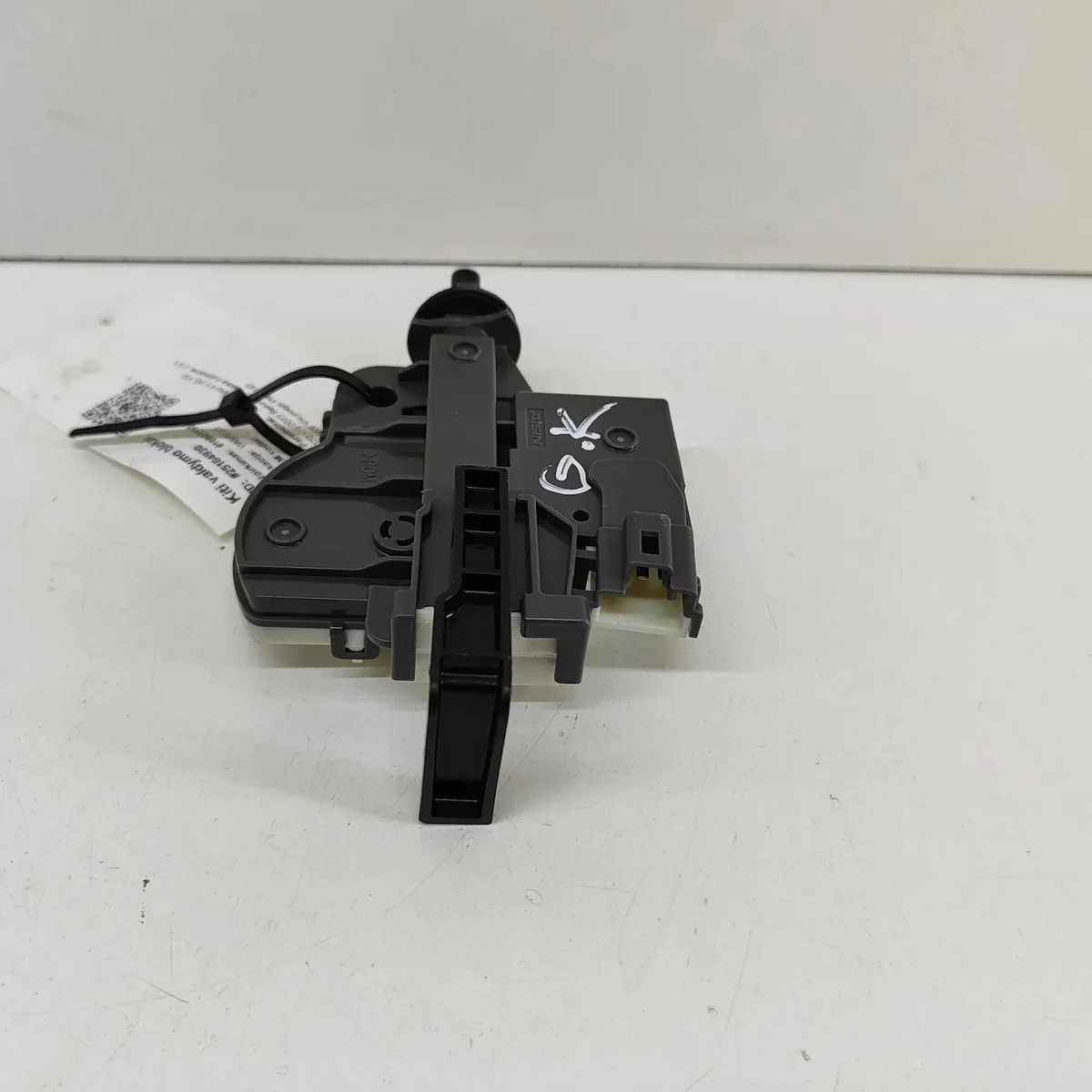 Toyota RAV4 V Actuator Brandstofklep 7703012010 image 3