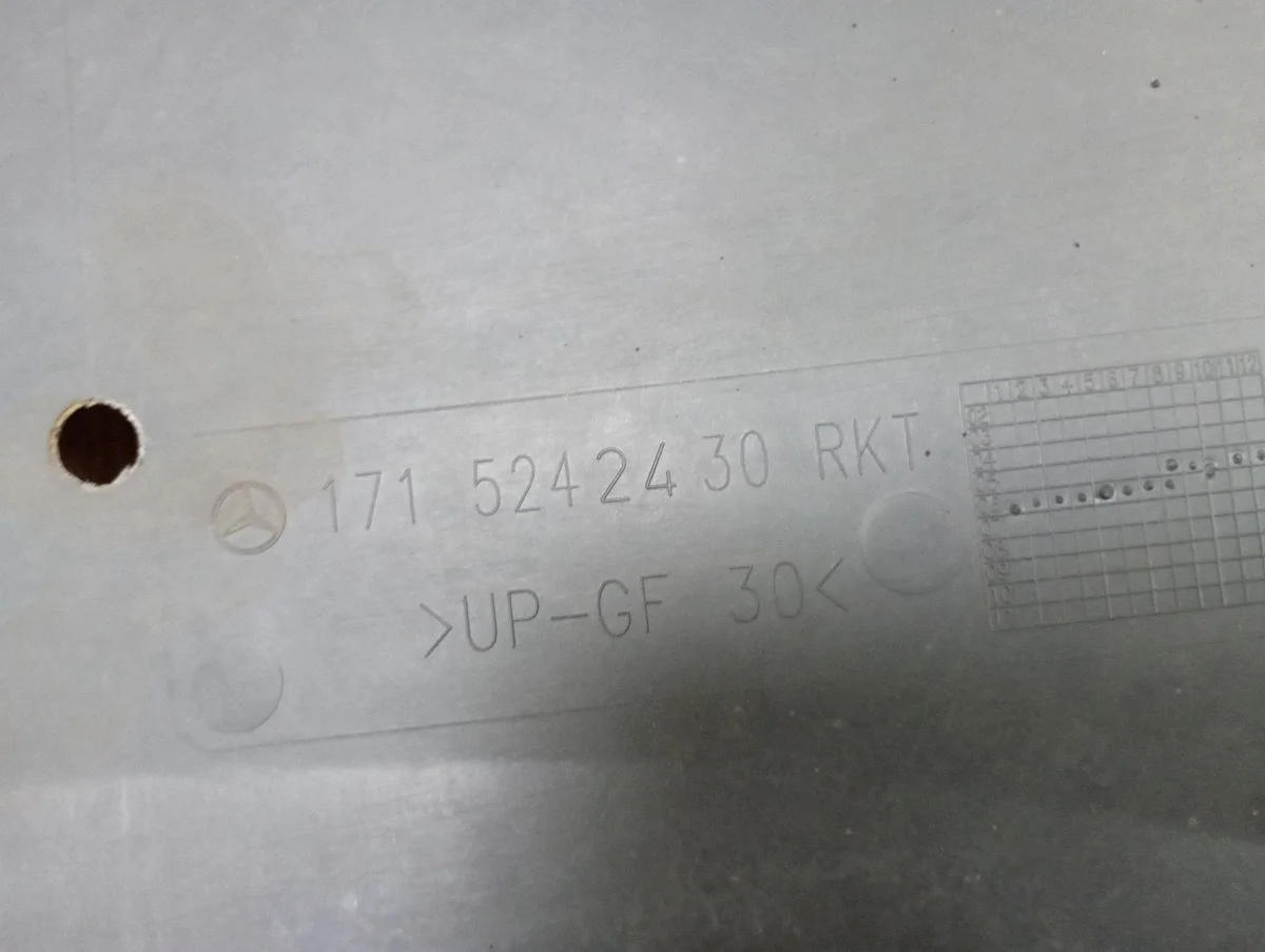 MERCEDES SLK R171 Unterboden Getriebe A1715242430 image 8
