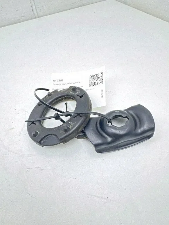 MERCEDES W203 W209 Jousen Suoja Etu Oikea image 10