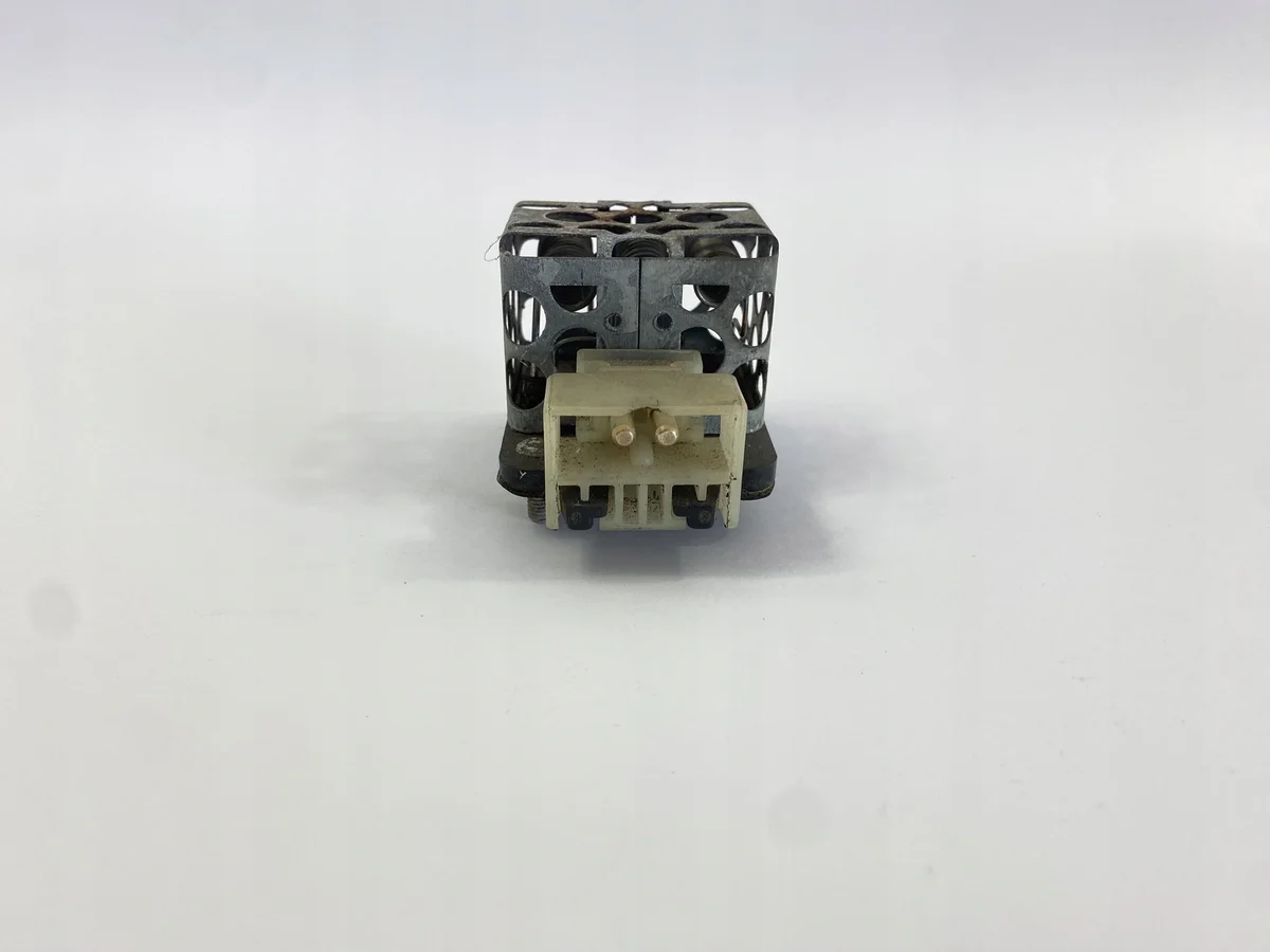 Resistencia Ventilador Mercedes 124 W201 image 3