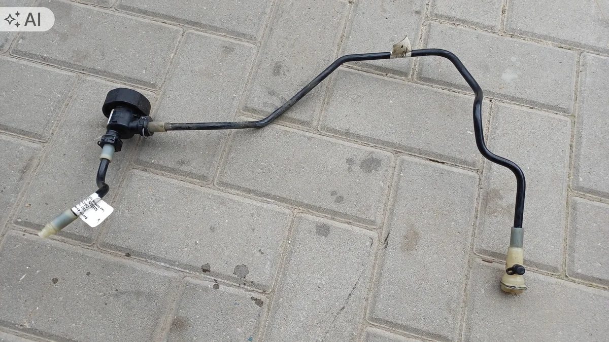 Nissan Pulsar 1.2 DIG-T Clutch Hose Valve