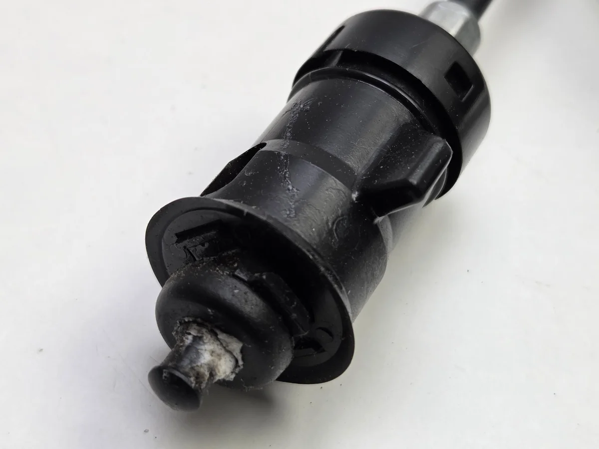 Câble d'ouverture trappe carburant Honda CR-V V image 7