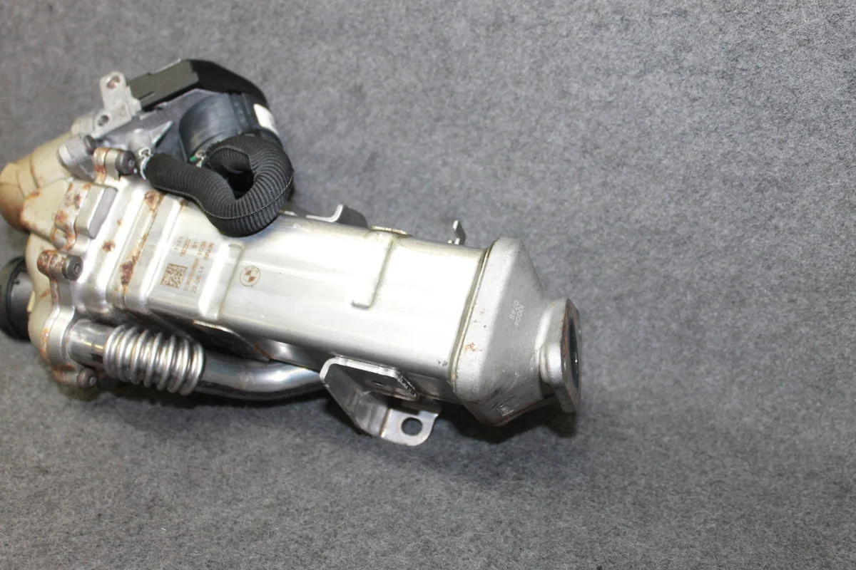 BMW EGR Ventil N47 N57 gebraucht image 3
