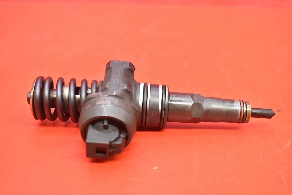 Einspritzdüse 038130073AG für Skoda Octavia II 1.9 TDI image 7