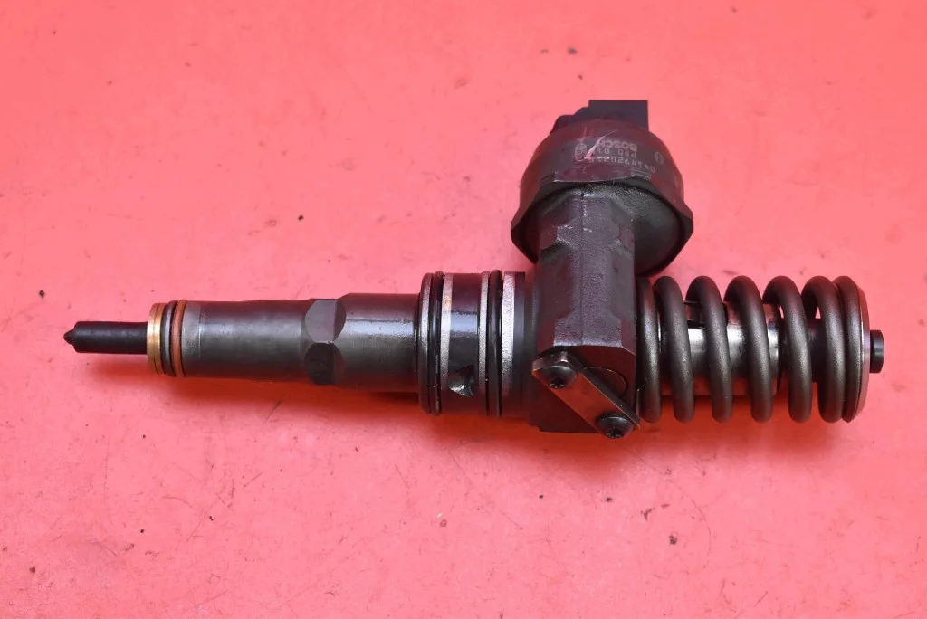 Einspritzdüse 038130073AG für Skoda Octavia II 1.9 TDI image 4