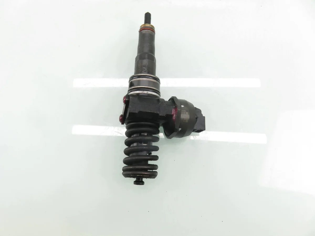 Polttoainepumppu VW Passat B6 2.0 TDI image 5