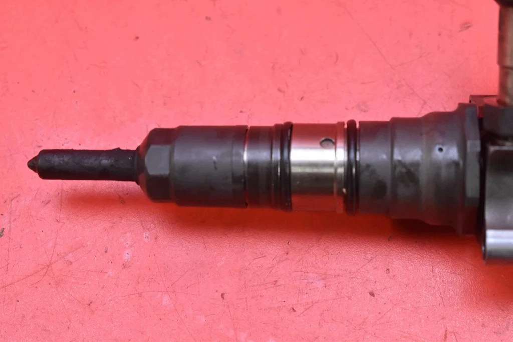 Inyector Bomba 03G130073S VW Passat B6 2.0 TDI image 3