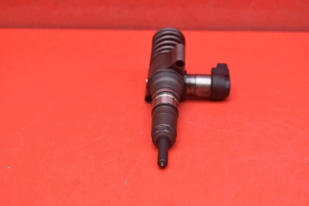 Einspritzdüse 03G130073S VW Passat B6 2.0 TDI image 6