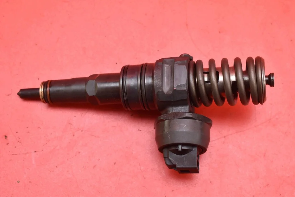 Inyector Bomba 038130073AG Seat Toledo 1.9 TDI image 4