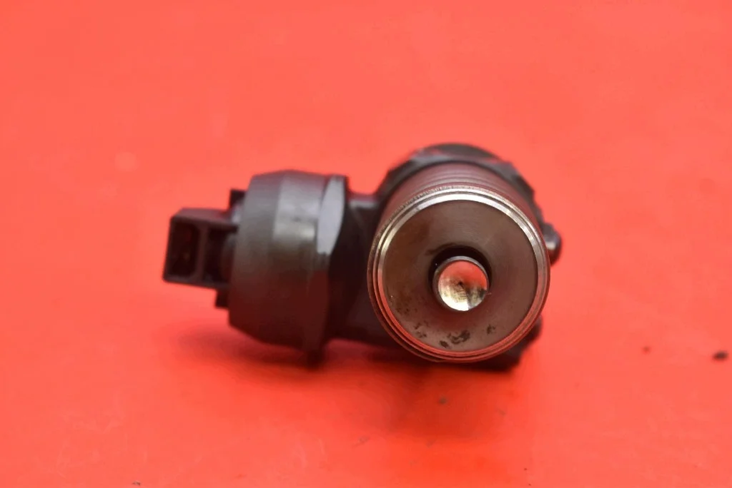 Inyector Bomba 038130073AG Seat Toledo 1.9 TDI image 6
