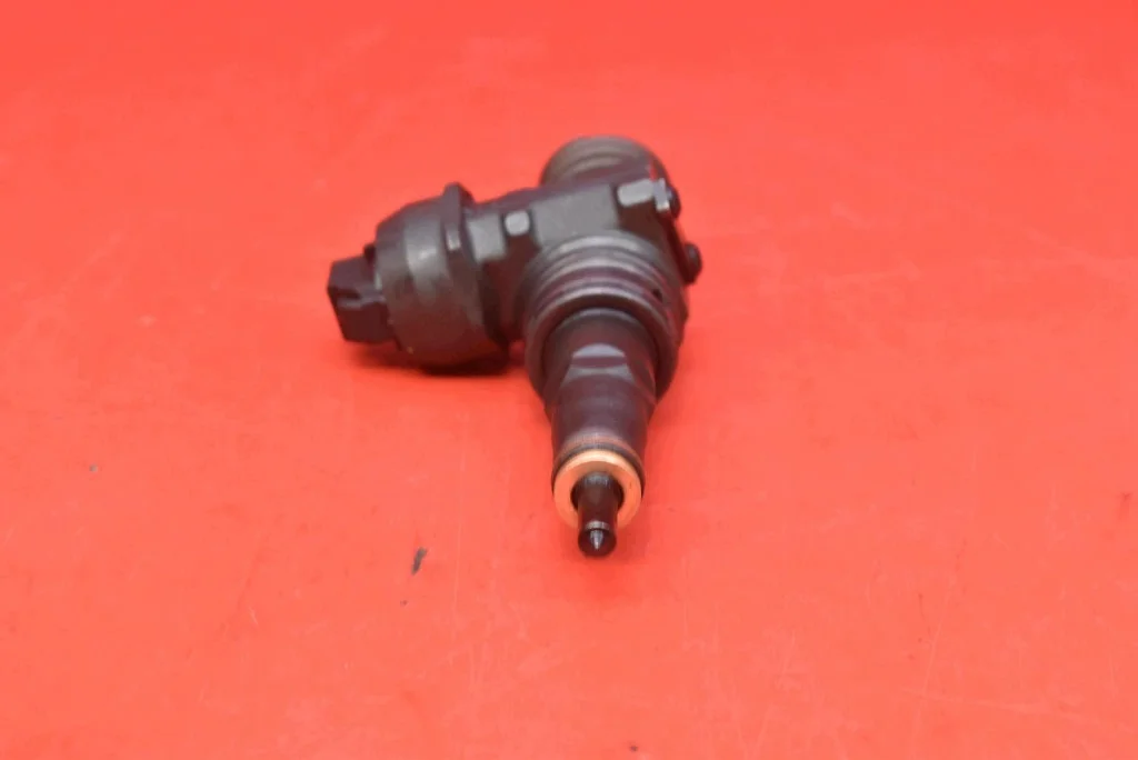 Einspritzdüse 038130073AG Seat Toledo 1.9 TDI image 7