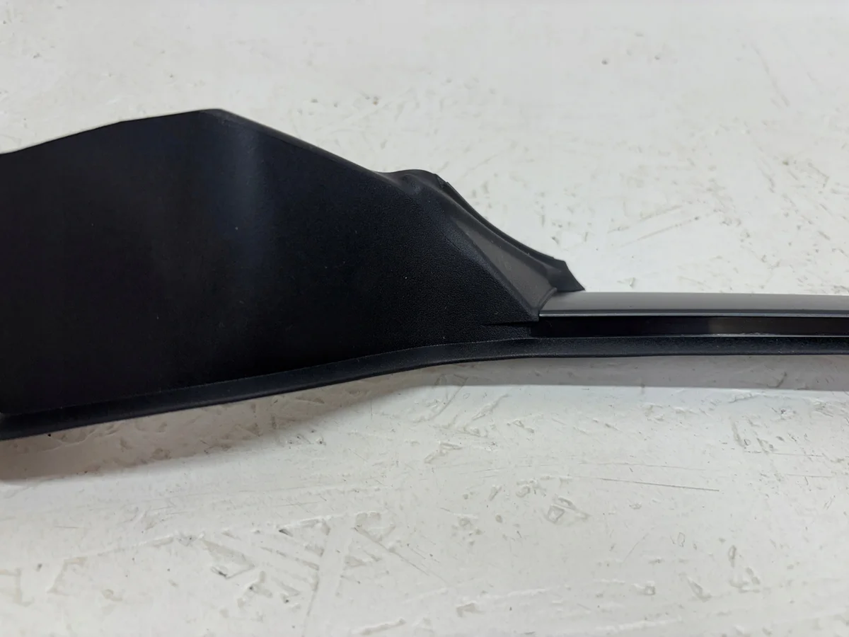 Moldura Parabrisas Lexus UX Izquierda 75535-76020 image 3