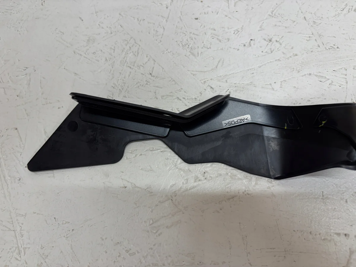 Moldura Parabrisas Lexus UX Izquierda 75535-76020 image 6