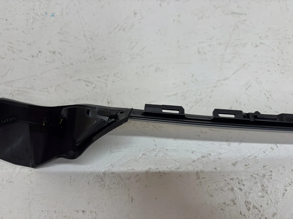 Moldura Parabrisas Lexus UX Izquierda 75535-76020 image 7