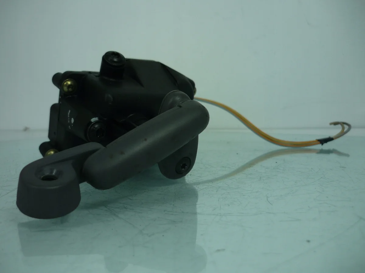 Moteur réglage phare Renault Megane ZH00538490 image 3