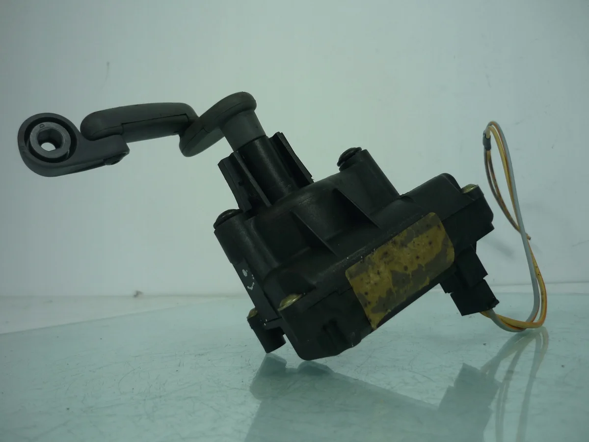 Moteur réglage phare Renault Megane ZH00538490 image 4