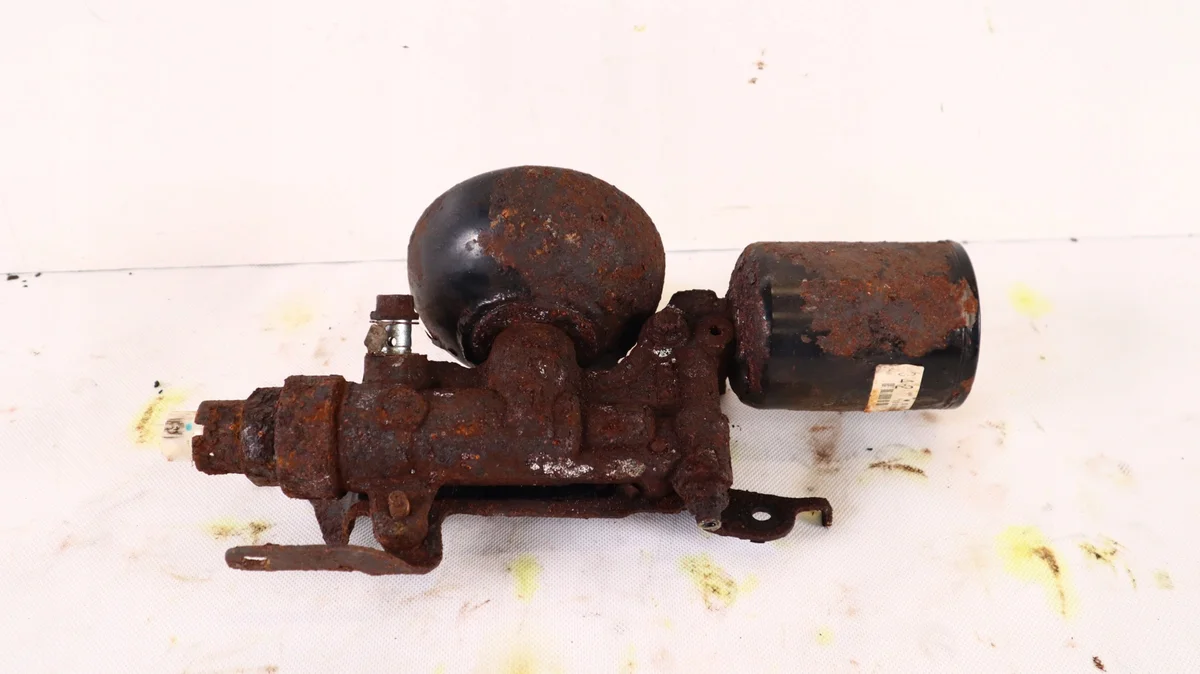 Toyota Land Cruiser 200 4.5 V8 Hydraulik links