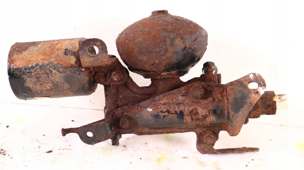 Toyota Land Cruiser 200 4.5 V8 Hydraulik links image 7