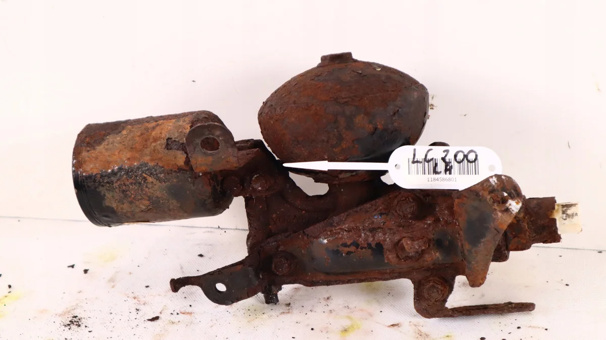 Toyota Land Cruiser 200 4.5 V8 Hydraulik links image 8