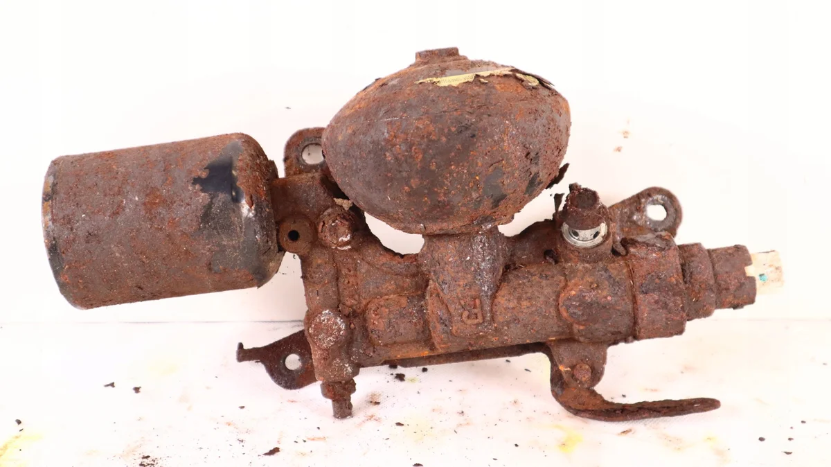 Hydraulisk fjädring Toyota Land Cruiser 200 V8