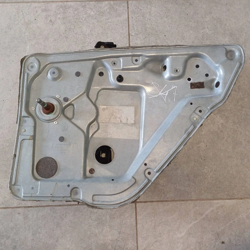 Elevalunas Manual Skoda Fabia Mk1 Kombi Derecho Trasero image 8
