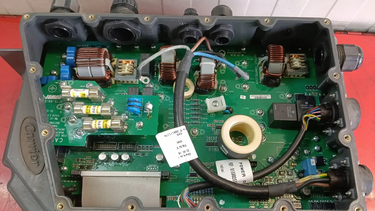 Inversor Carrier Pulsar 500 600 12-00658-08 image 6