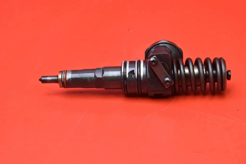 Insprutningspump VW Golf 5 1.9 TDI image 4