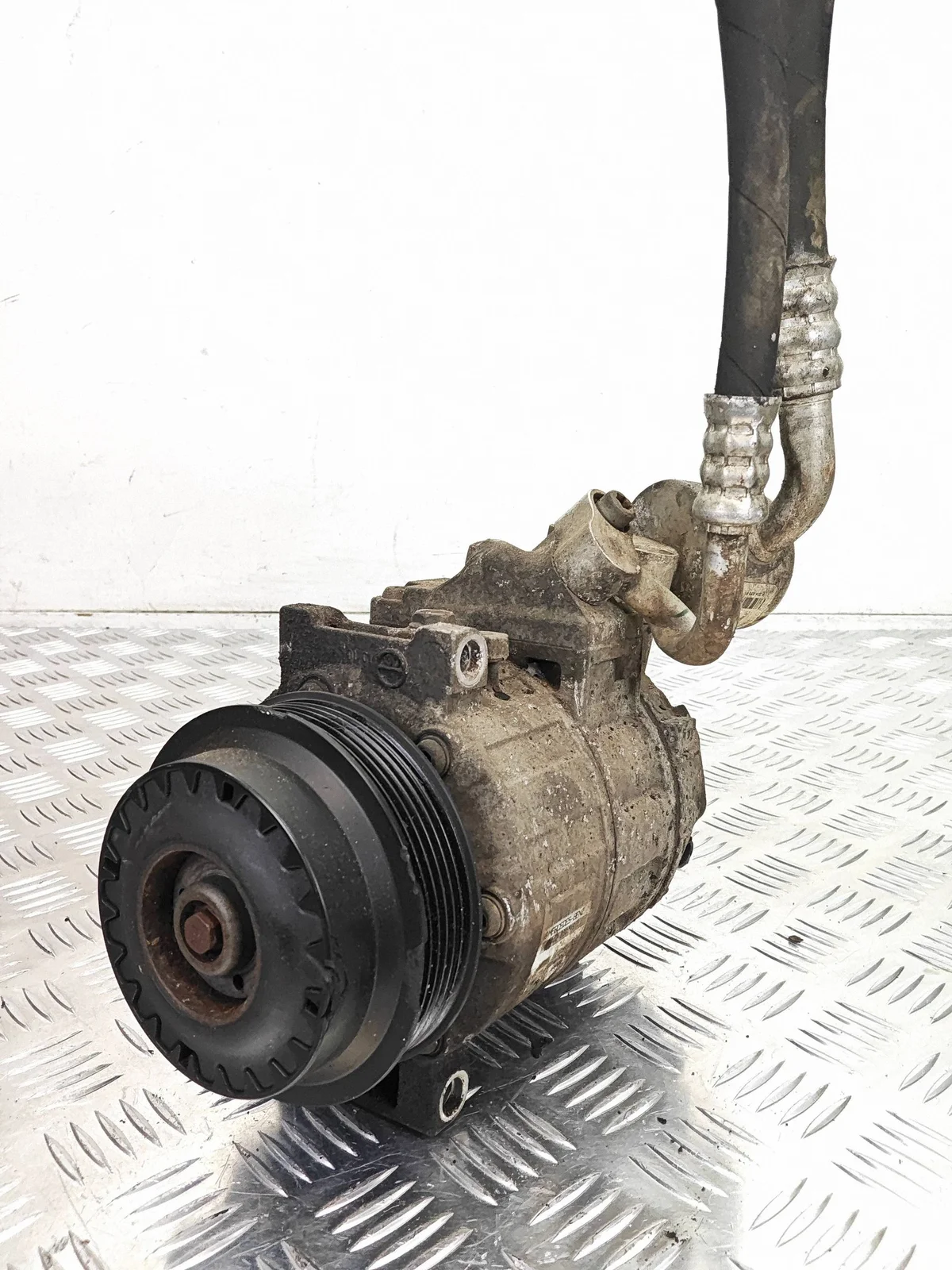Compresor A/C Mercedes-Benz A0022304511 Usado