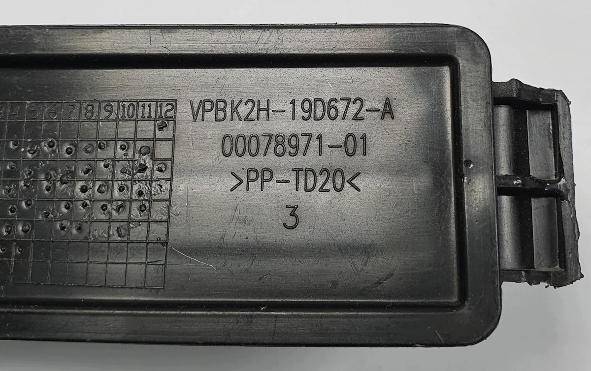 MERCEDES W169 suodattimen kotelon kansi image 3