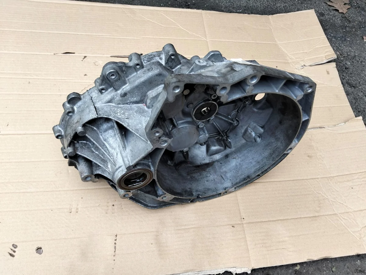 Boîtier de boîte de vitesses Ford Focus MK3 image 3